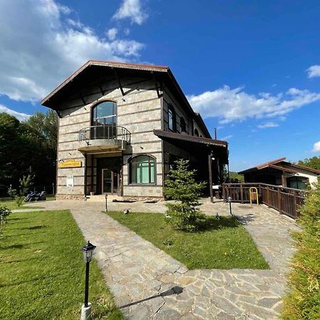 Тодорини Кукли Hotel Szpancsevci Kültér fotó