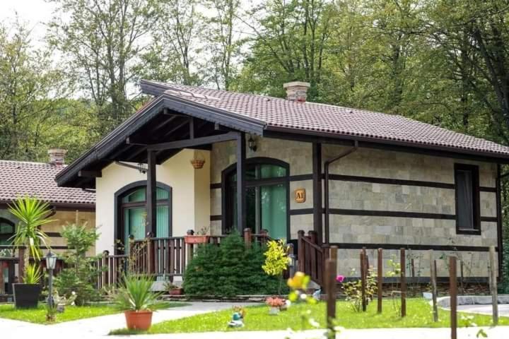 Тодорини Кукли Hotel Szpancsevci Kültér fotó