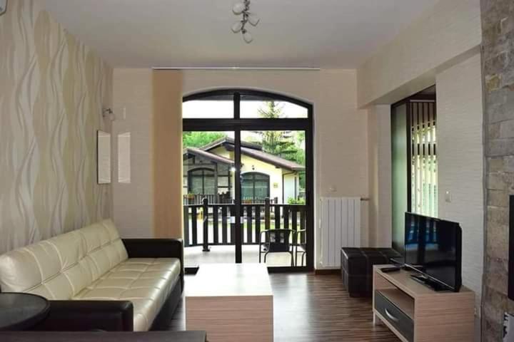 Тодорини Кукли Hotel Szpancsevci Kültér fotó