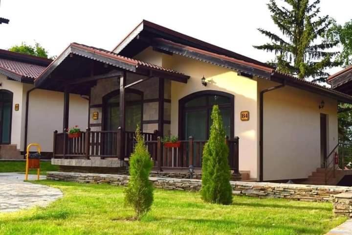 Тодорини Кукли Hotel Szpancsevci Kültér fotó